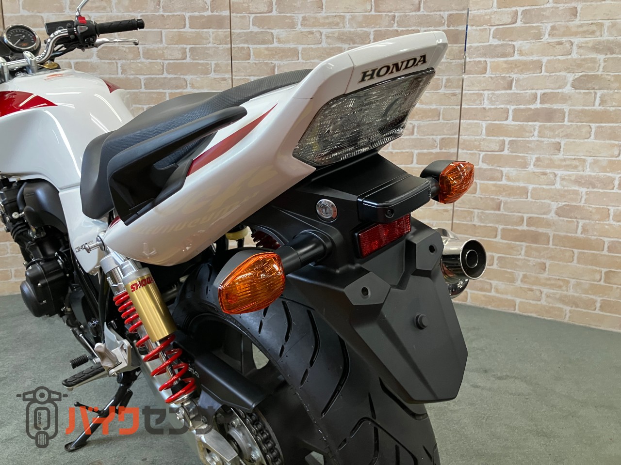 CB400 SUPER FOUR VTEC REVO  　パールサンビームホワイト　社外リアサス_29