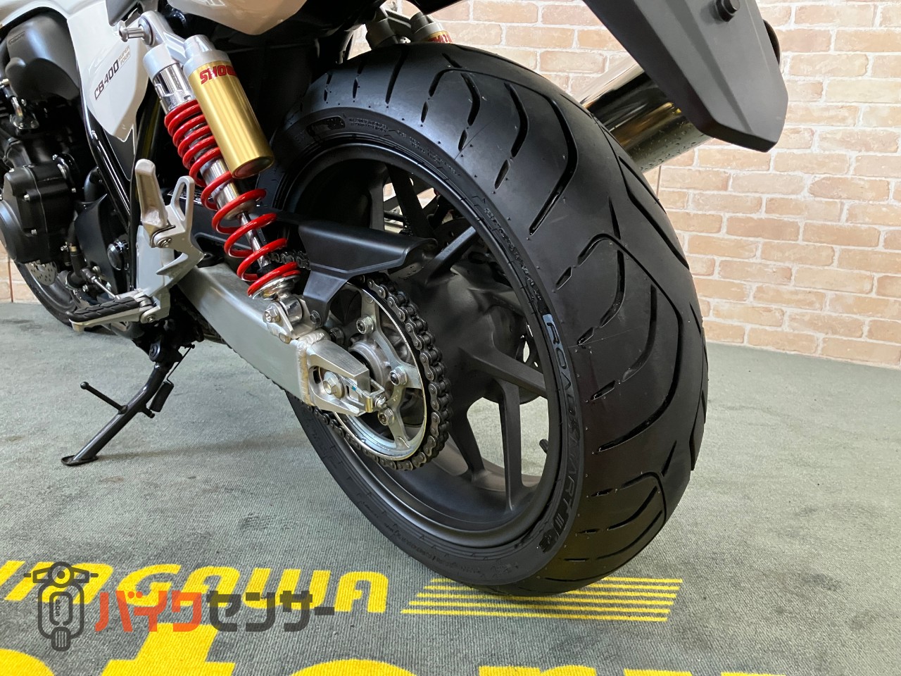 CB400 SUPER FOUR VTEC REVO  　パールサンビームホワイト　社外リアサス_30