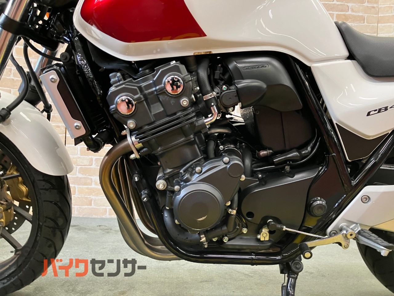 CB400 SUPER FOUR VTEC REVO  　パールサンビームホワイト　社外リアサス_37