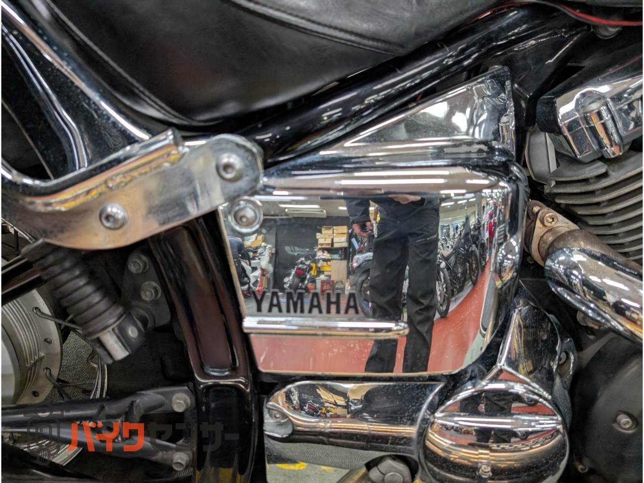 ドラッグスター400クラシック ローライダーマフラー サイドバック バックレスト スクリーン ガード フォグライト_21