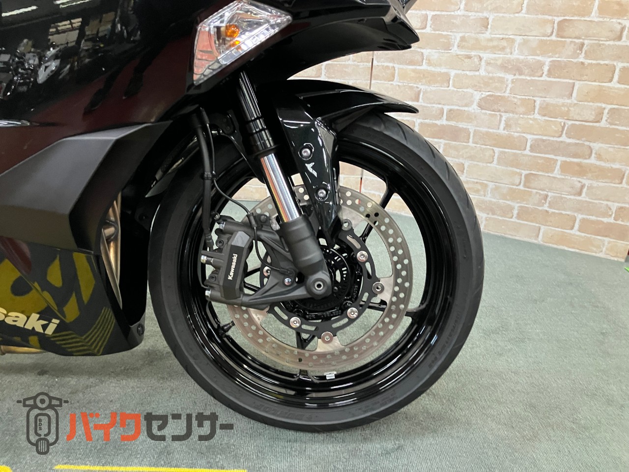 Ninja ZX-25R サイドスライダー　クイックシフター　スモークスクリーン　ラジエターガード_14