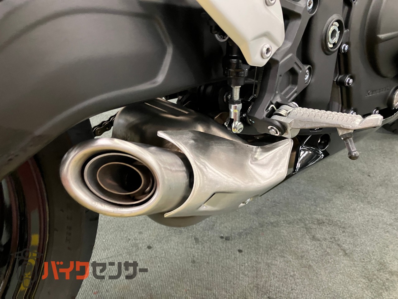 Ninja ZX-25R サイドスライダー　クイックシフター　スモークスクリーン　ラジエターガード_24