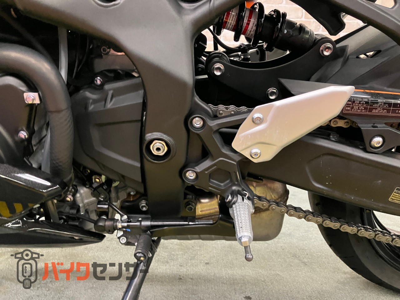 Ninja ZX-25R サイドスライダー　クイックシフター　スモークスクリーン　ラジエターガード_36