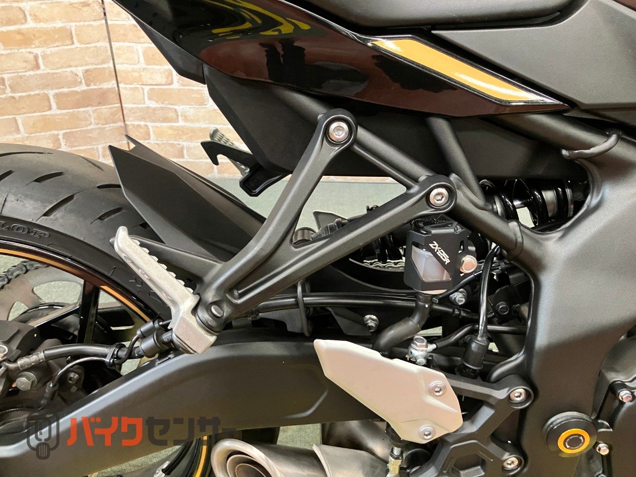 Ninja ZX-25R SE　前後LEDウインカー　スモークテール　ナポレオンミラー　ETC　USB　マウントバー_16