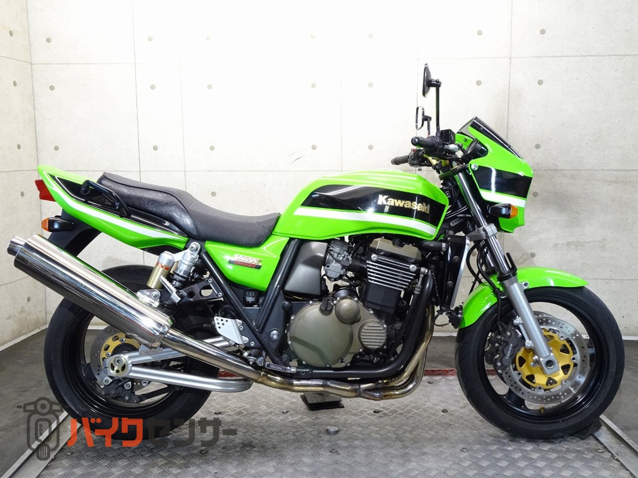 カワサキ ZRX1200R 2006年モデル ZRT20A マレーシア仕様 逆