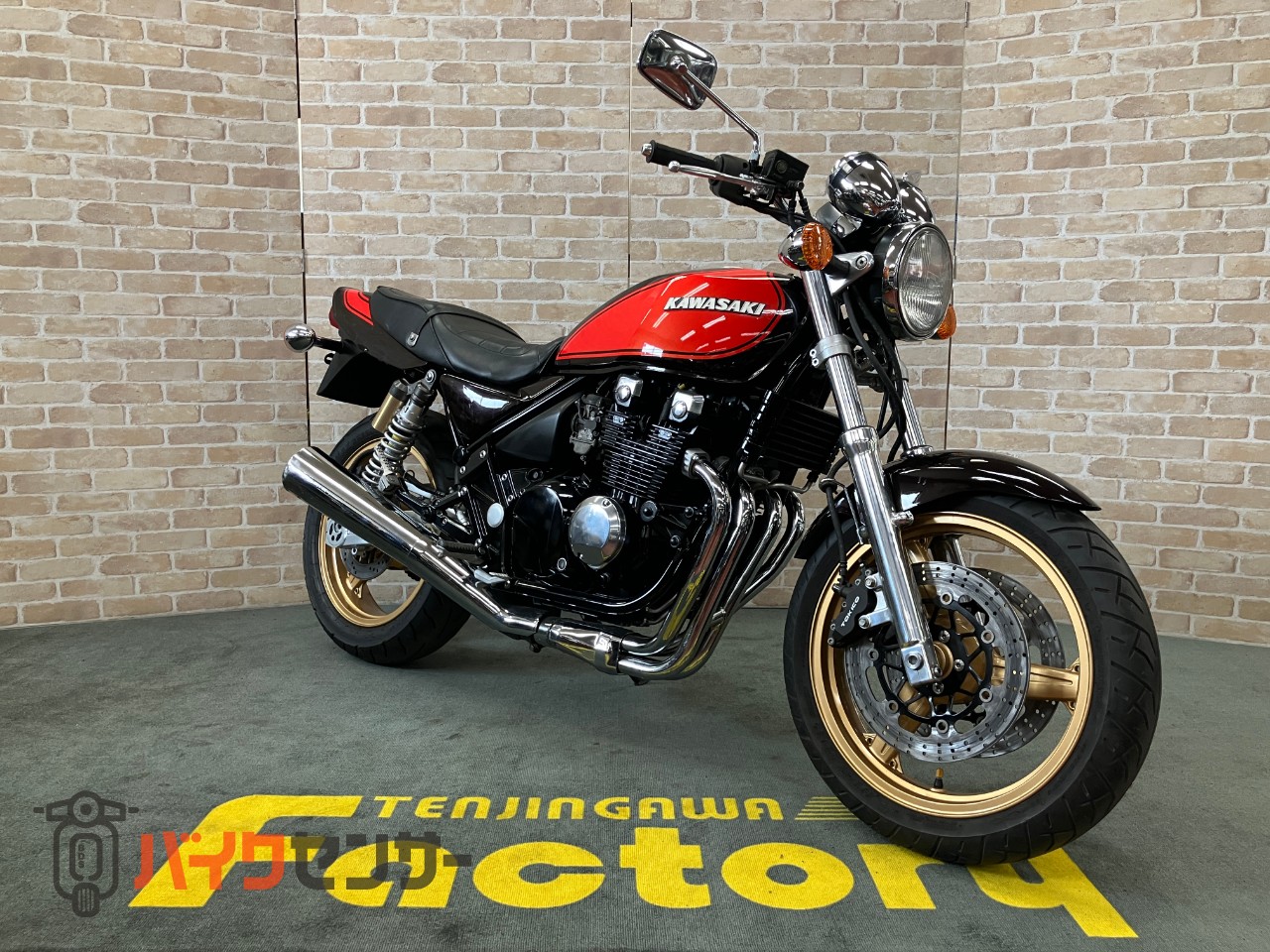 ZEPHYR χ 17インチホイール　火の玉　ゴールドホイール　NEWペイント_2