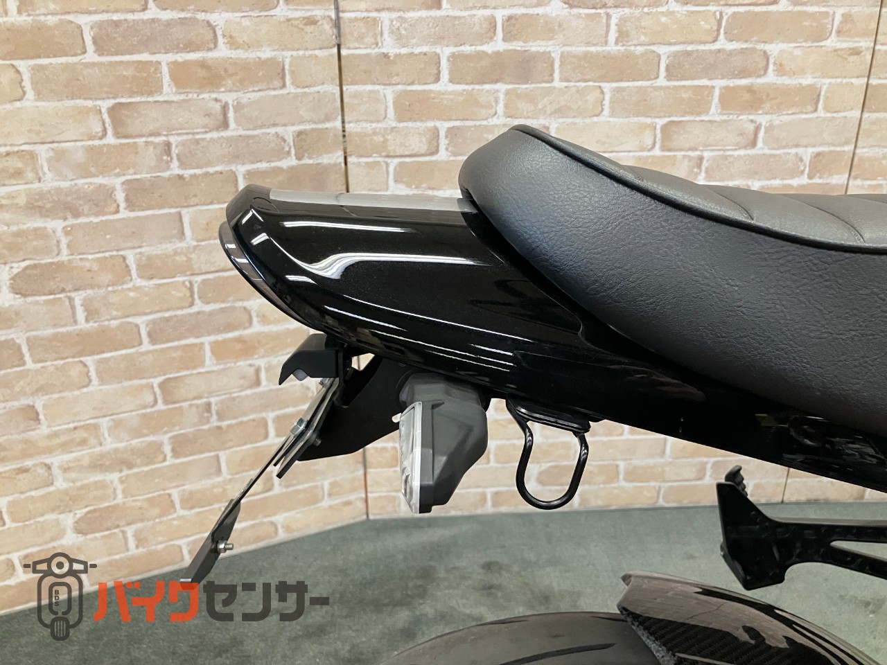 Z900RSカフェ OZホイール マーヴェリックサイレンサー OVERサブフレーム アンダーカウル ヨシムラスクリーン_8