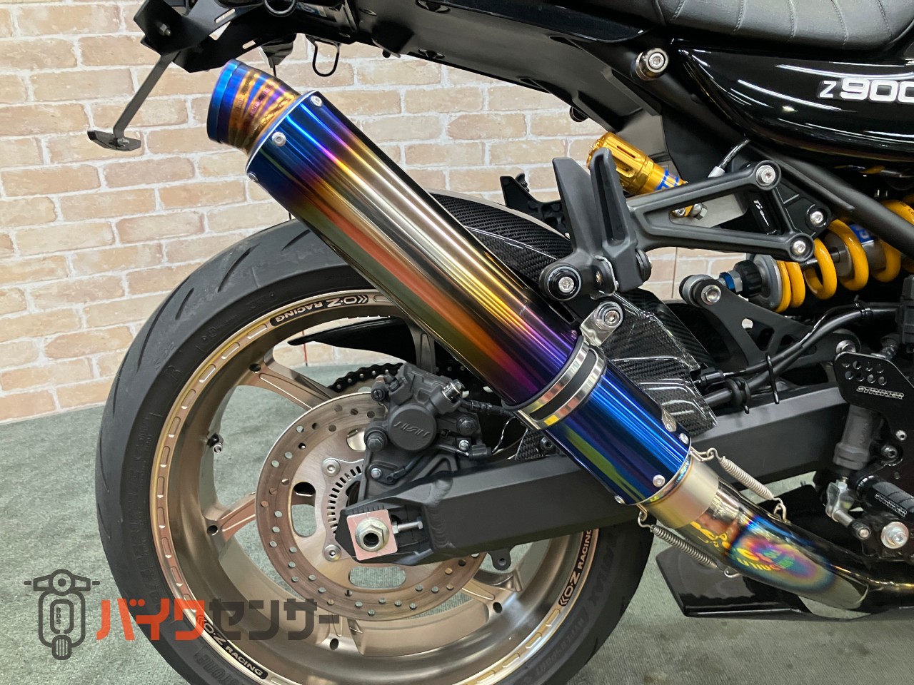 Z900RSカフェ OZホイール マーヴェリックサイレンサー OVERサブフレーム アンダーカウル ヨシムラスクリーン_10