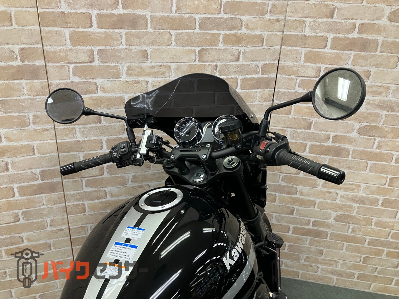 Z900RSカフェ OZホイール マーヴェリックサイレンサー OVERサブフレーム アンダーカウル ヨシムラスクリーン_17
