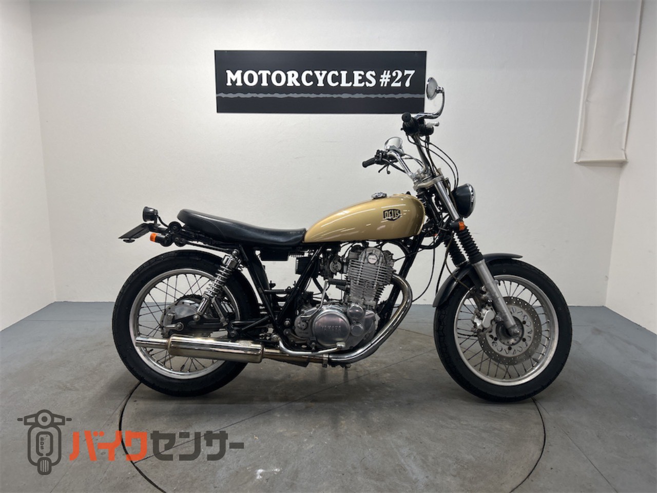ヤマハ SR400 RH01J オールペン アルミタンク VMサイレンサー カスタム