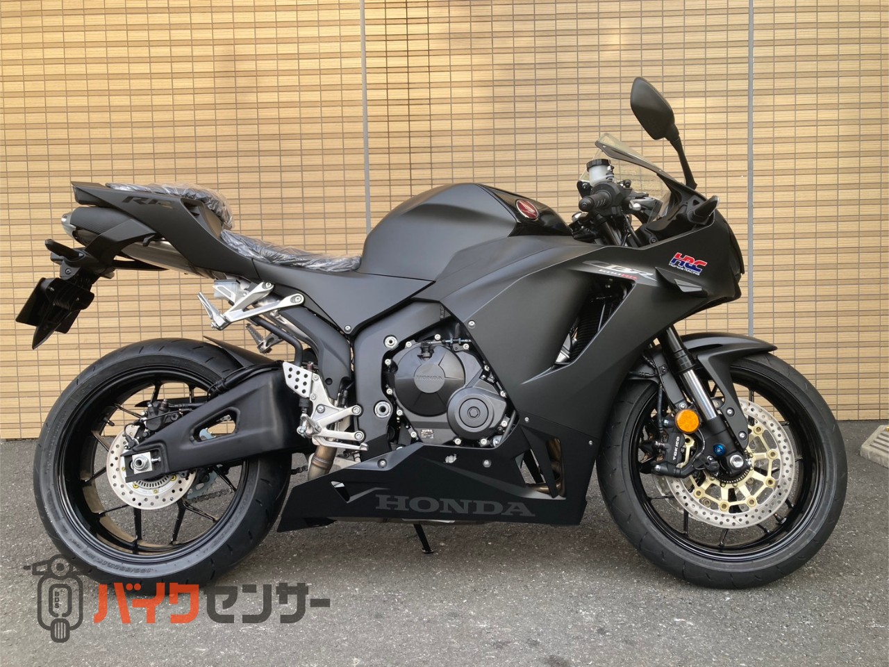 CBR600rr ニュースクールカスタム車検令和5年8月❗️早い者勝ち‼️ クイックシフターを標準装備し、なんと値下げも！ホンダ新型「CBR600RR