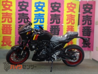 GSX-8TT　２０２６年モデル　グラススパークルブラック