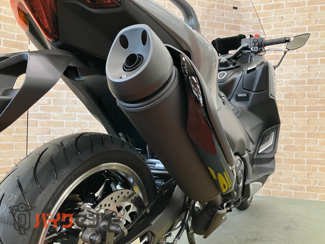 T-MAX560 TECH MAX ABS　スマートキー　インジェクション　2026年モデル　水冷２気筒エンジン_7