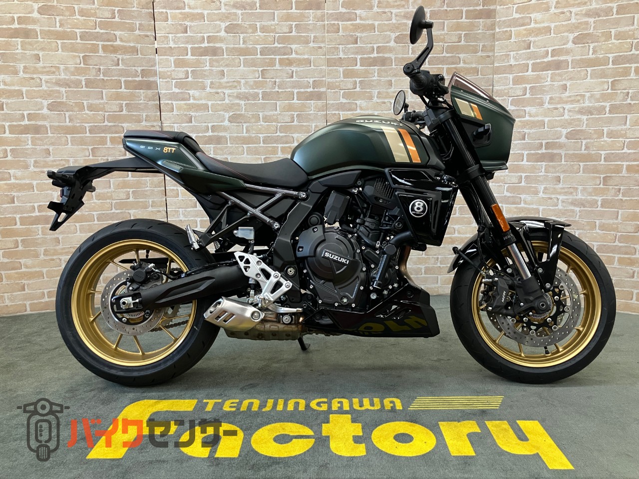 GSX-8TT リチウムイオンバッテリー クイックシフター トラクションコントロール バーエンドミラー_0