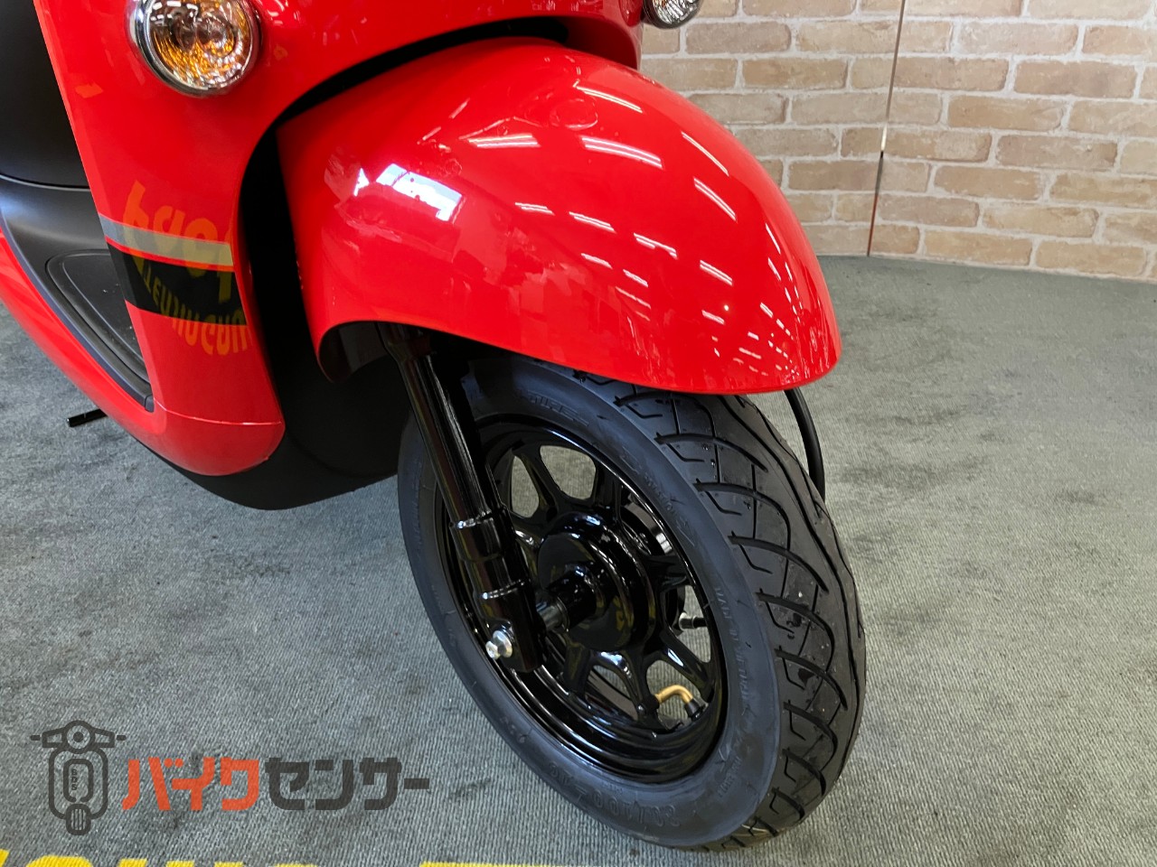 ビーノ メットインスクーター　アイドリングストップ　ファイティングレッド_23