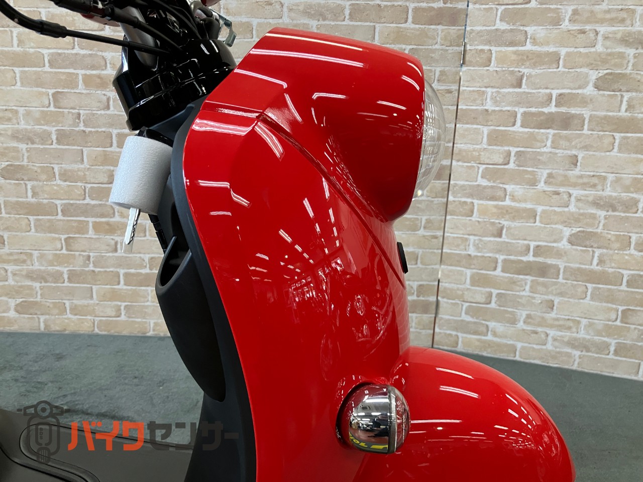 ビーノ メットインスクーター　アイドリングストップ　ファイティングレッド_26