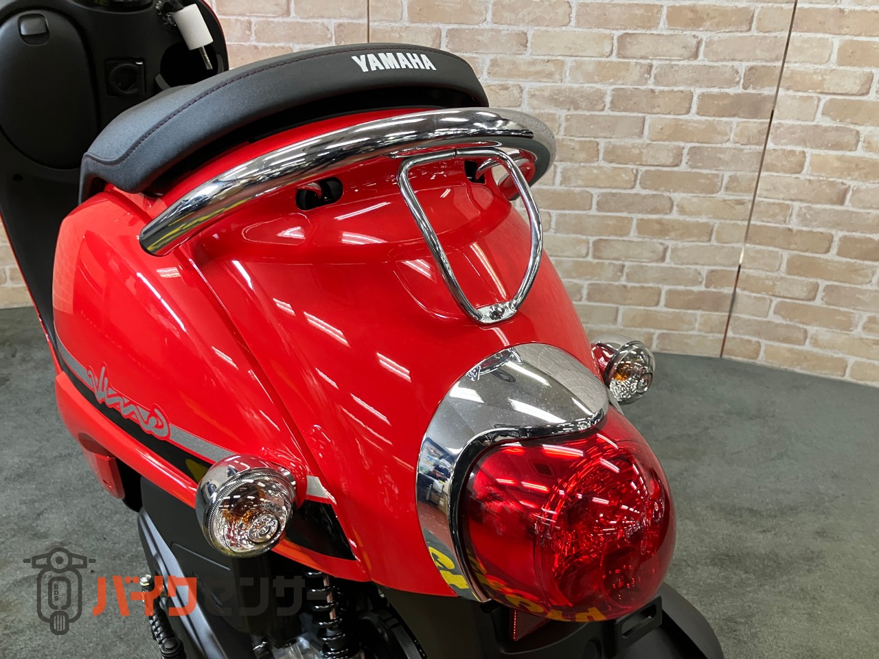 ビーノ メットインスクーター　アイドリングストップ　ファイティングレッド_38