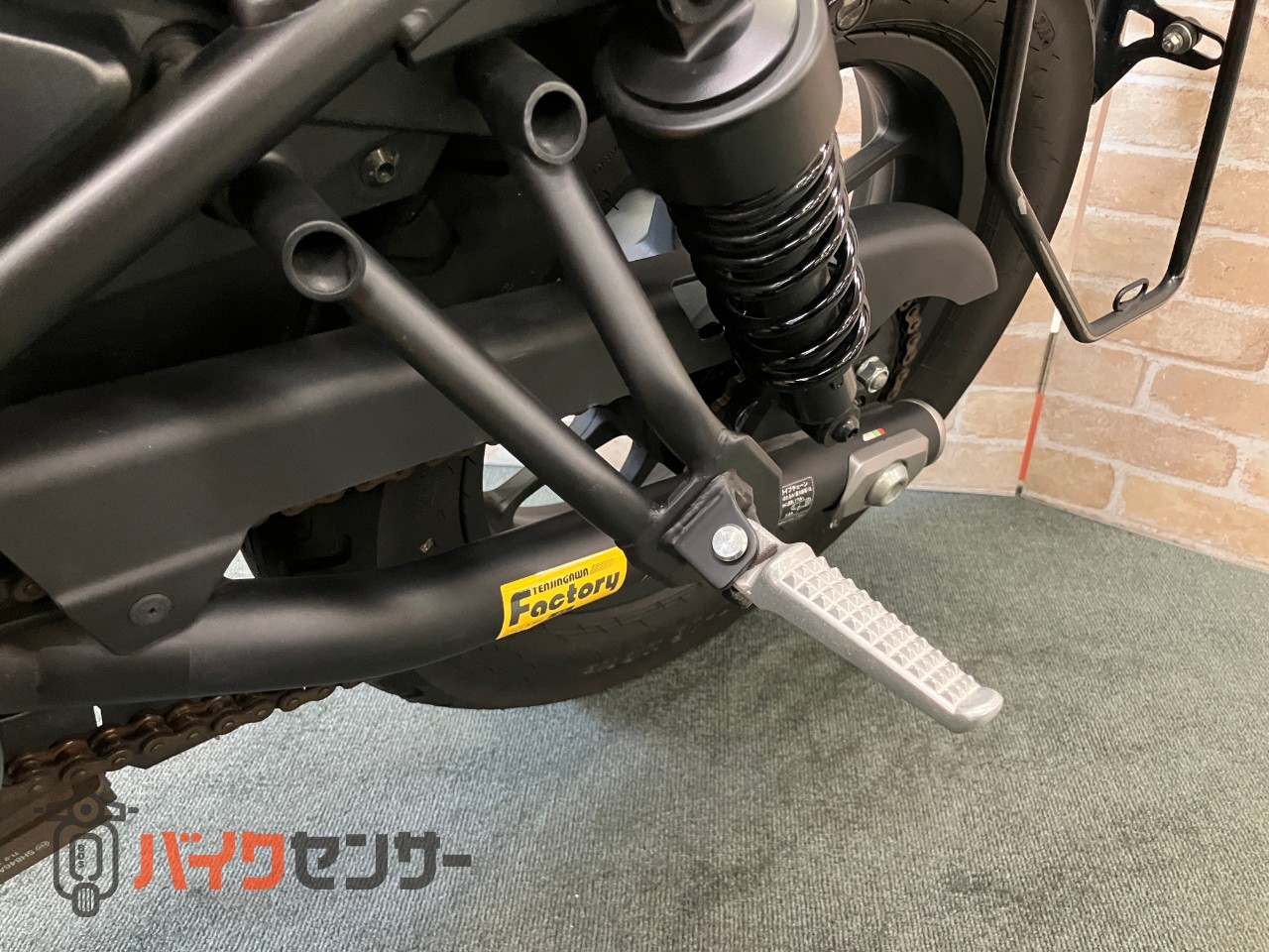 レブル250 Sエディション　パールスペンサーブルー　サイドバックサポート_26