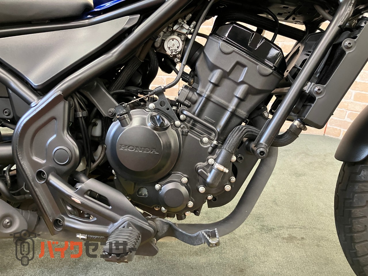 レブル250 Sエディション　パールスペンサーブルー　サイドバックサポート_35