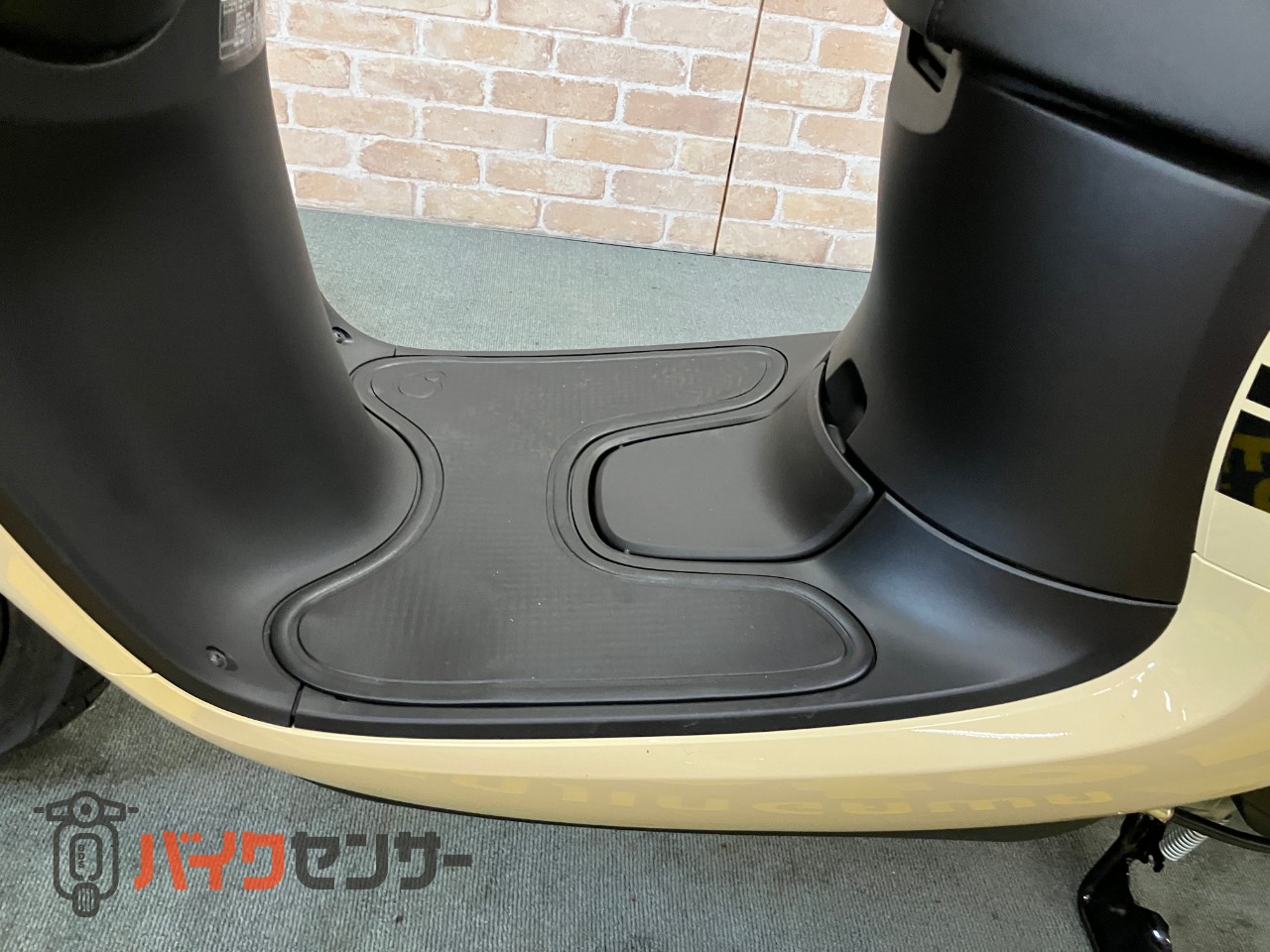 ビーノ　メットインスクーター　ハーベストベージュ　アイドリングストップ_20