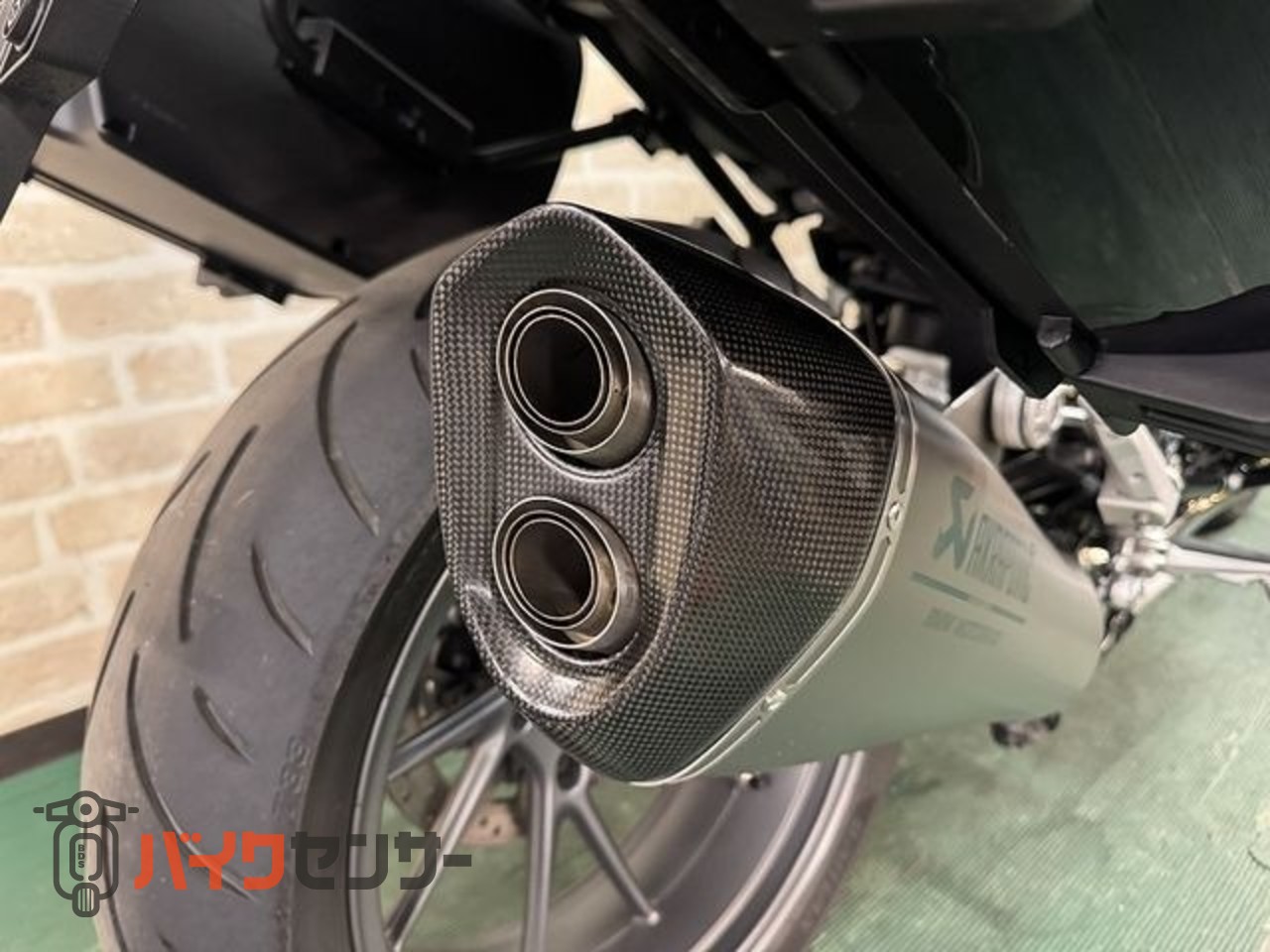 M　Ｒ1250RS.1250アクラボビッチマフラー BMW R1250RS アクラポヴィッチマフラー エンジンガード サイドパニア
