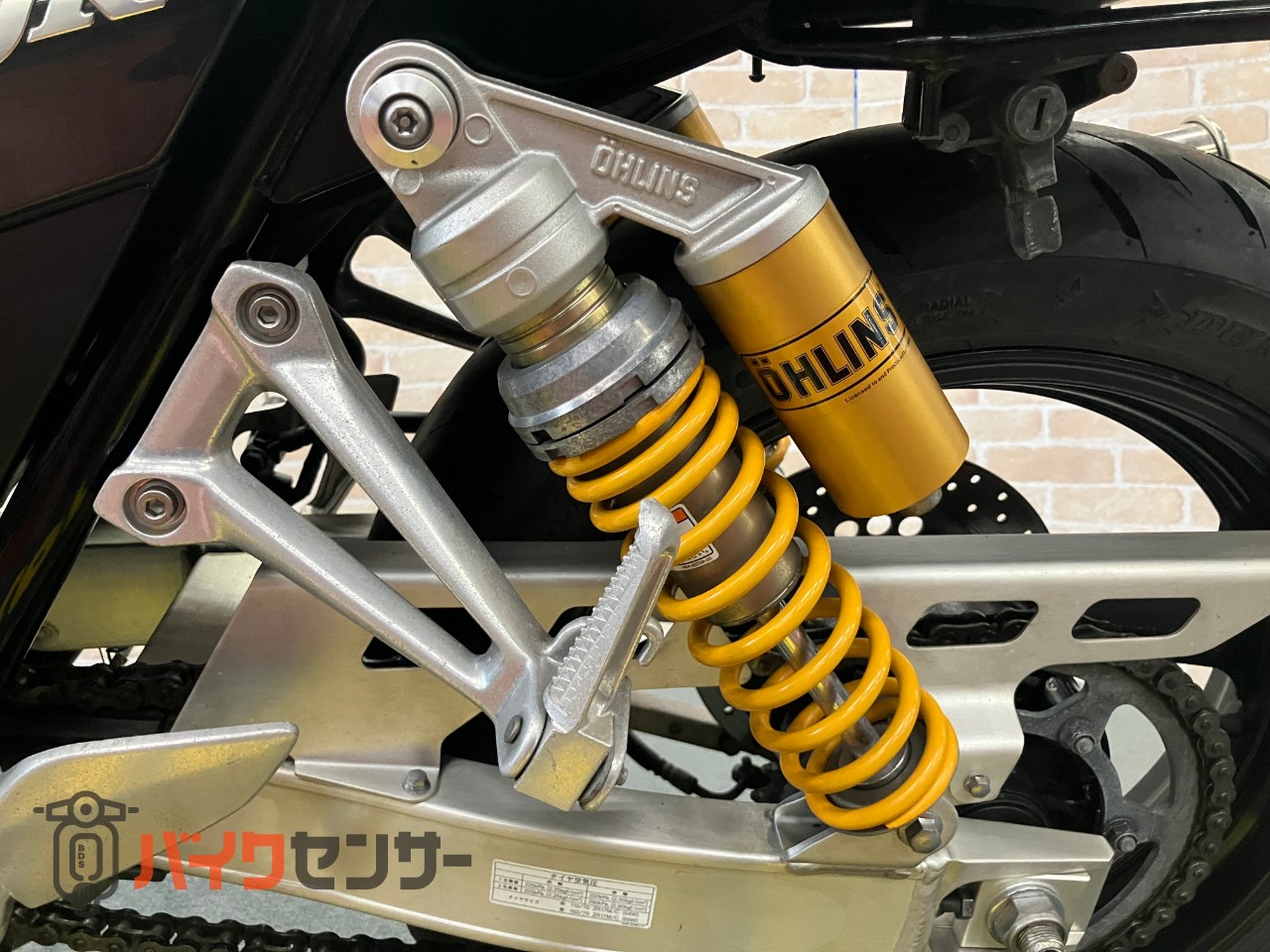 XJR400R オーリンズサスペンション　最終モデル　MOSキャリパー　ストライカーマフラー_18