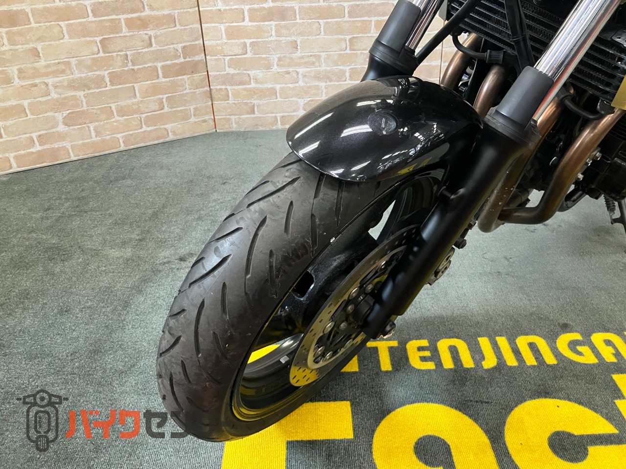 XJR400R オーリンズサスペンション　最終モデル　MOSキャリパー　ストライカーマフラー_21