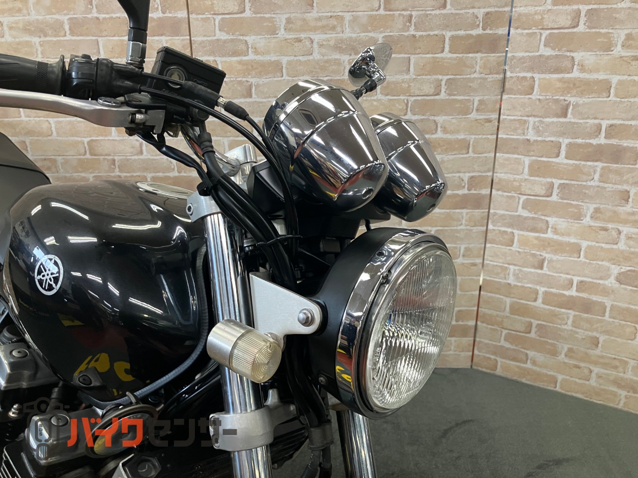 XJR400R オーリンズサスペンション　最終モデル　MOSキャリパー　ストライカーマフラー_24