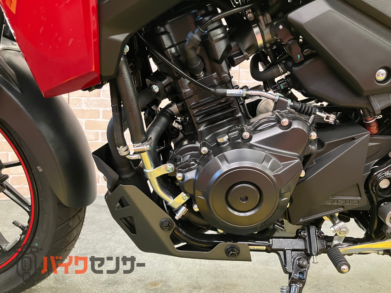 スズキ　Ｖ－ストローム２５０　2024モデル　リヤキャリア　ＤＣ電源　ナックルカバー　センタースタンド_32