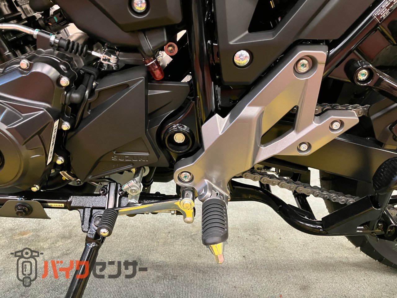 スズキ　Ｖ－ストローム２５０　2024モデル　リヤキャリア　ＤＣ電源　ナックルカバー　センタースタンド_33