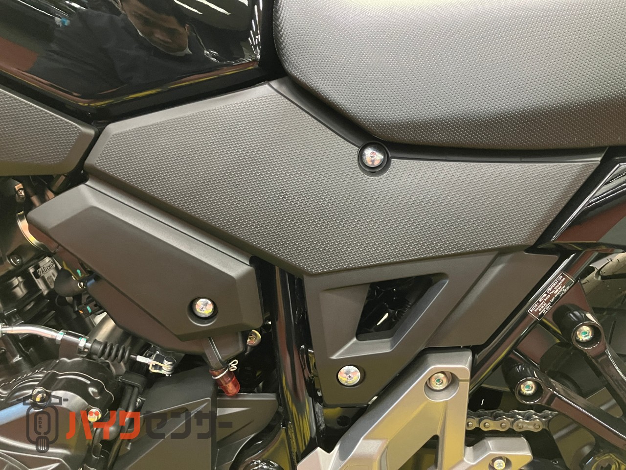 スズキ　Ｖ－ストローム２５０　2024モデル　リヤキャリア　ＤＣ電源　ナックルカバー　センタースタンド_34