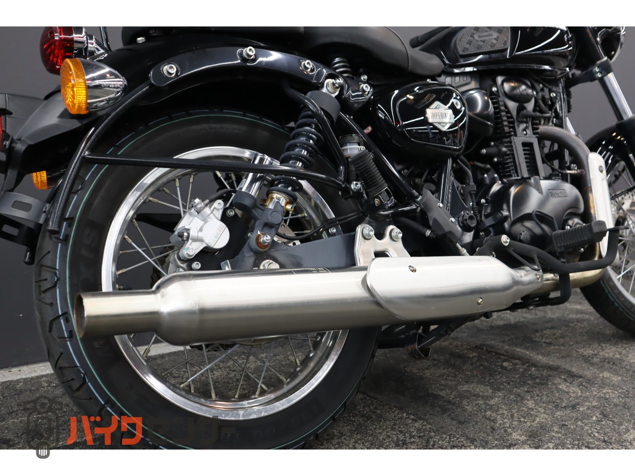 ベネリ インペリアーレ400 2022モデル ベネリ正規販売店 B617917| BDS