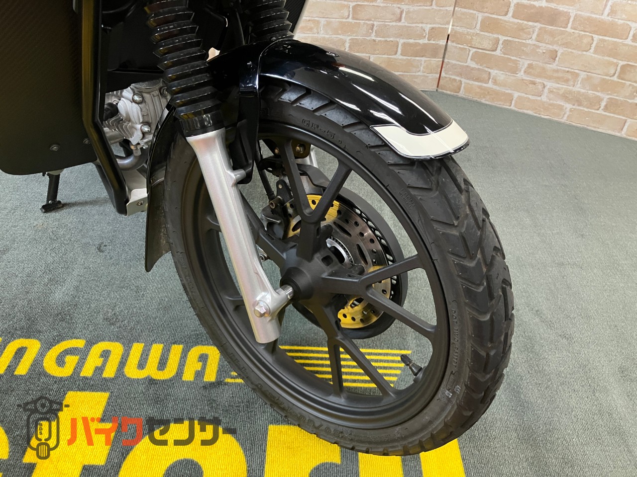 クロスカブ110　カスタムマフラー　アンダーガード　グリップヒーター　レッグガード_7