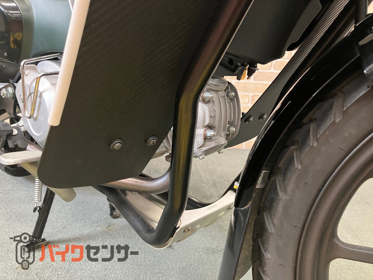 クロスカブ110　カスタムマフラー　アンダーガード　グリップヒーター　レッグガード_8