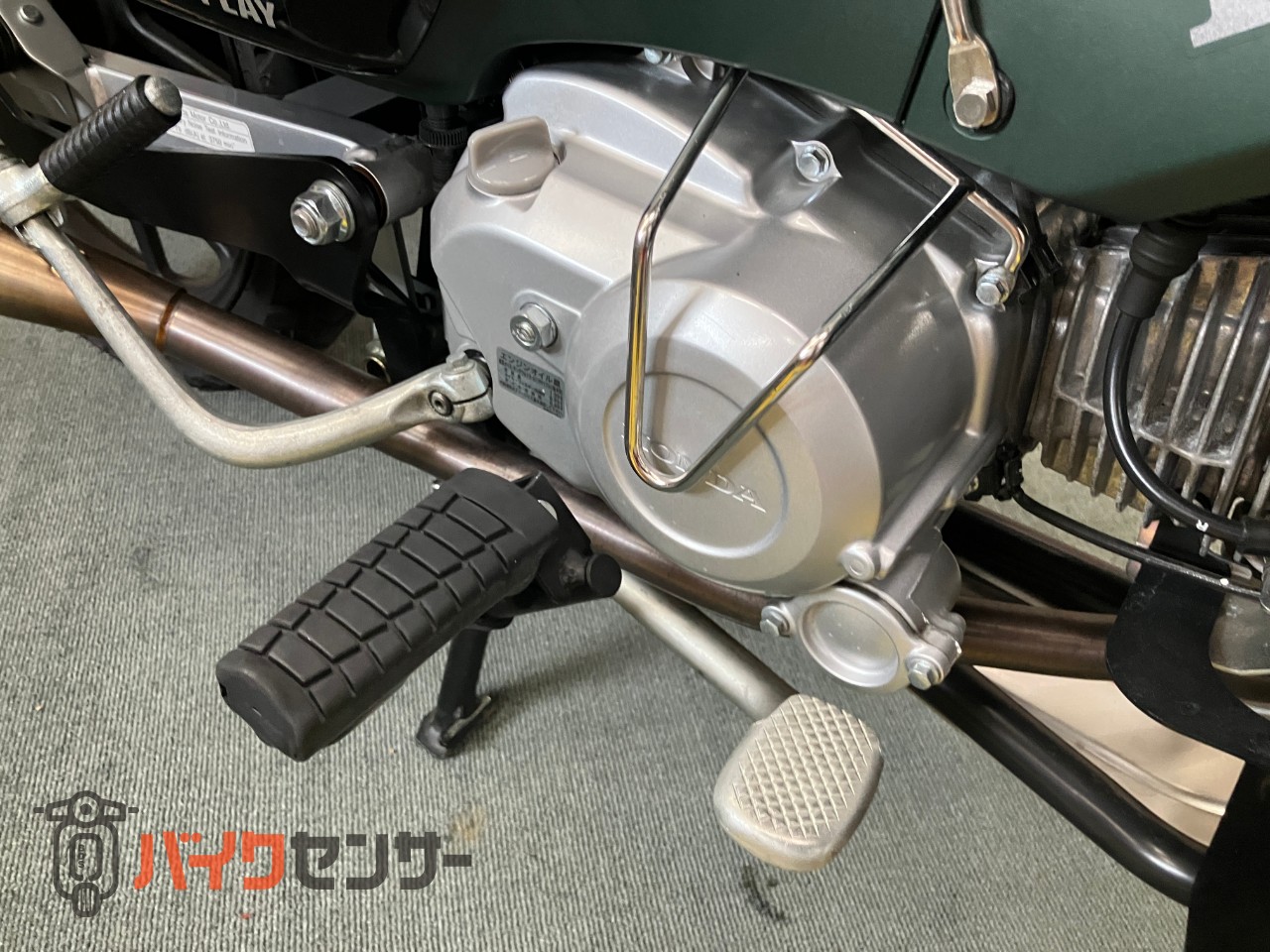 クロスカブ110　カスタムマフラー　アンダーガード　グリップヒーター　レッグガード_10