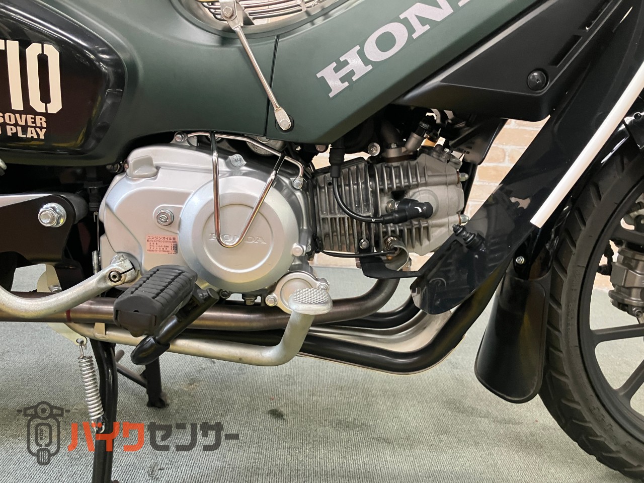 クロスカブ110　カスタムマフラー　アンダーガード　グリップヒーター　レッグガード_15