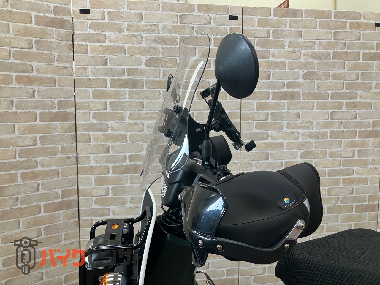 クロスカブ110　カスタムマフラー　アンダーガード　グリップヒーター　レッグガード_39