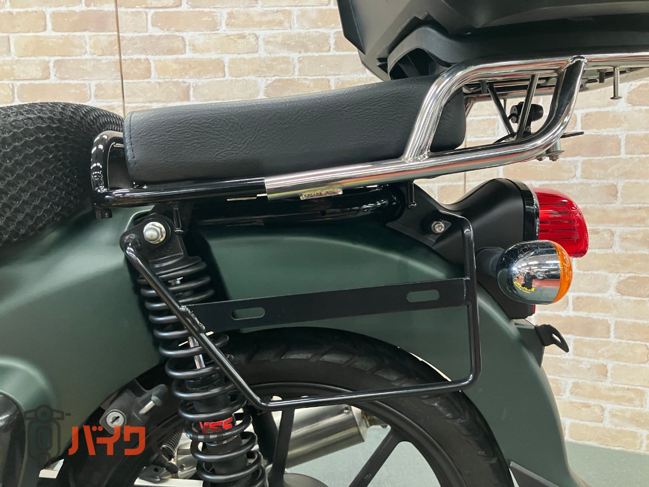 クロスカブ110　カスタムマフラー　アンダーガード　グリップヒーター　レッグガード_49