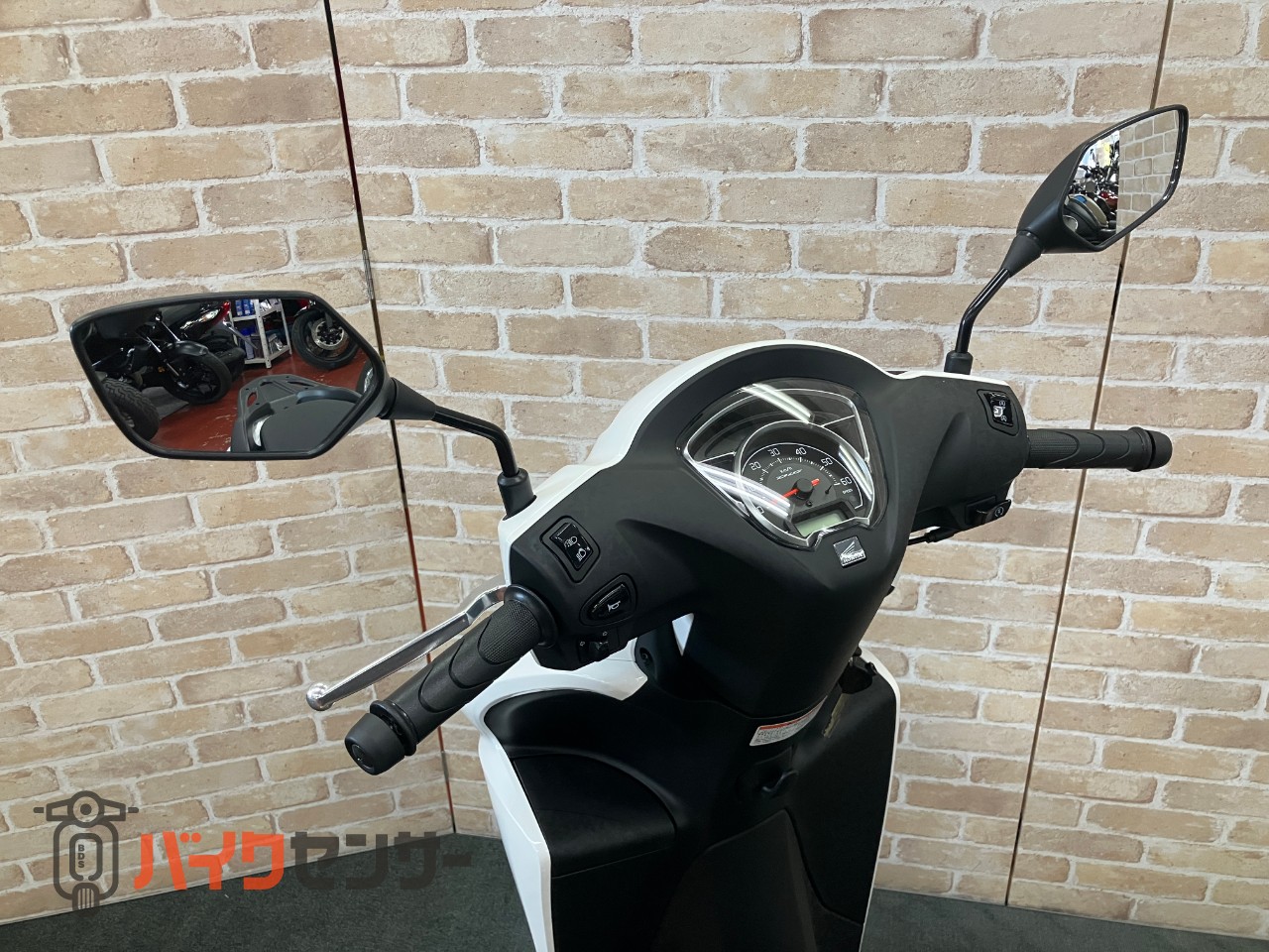 DIO110 Lite　パール スノーフレーク ホワイト　新基準原付・原付免許運転可能　メットイン　サイドスタンド_8