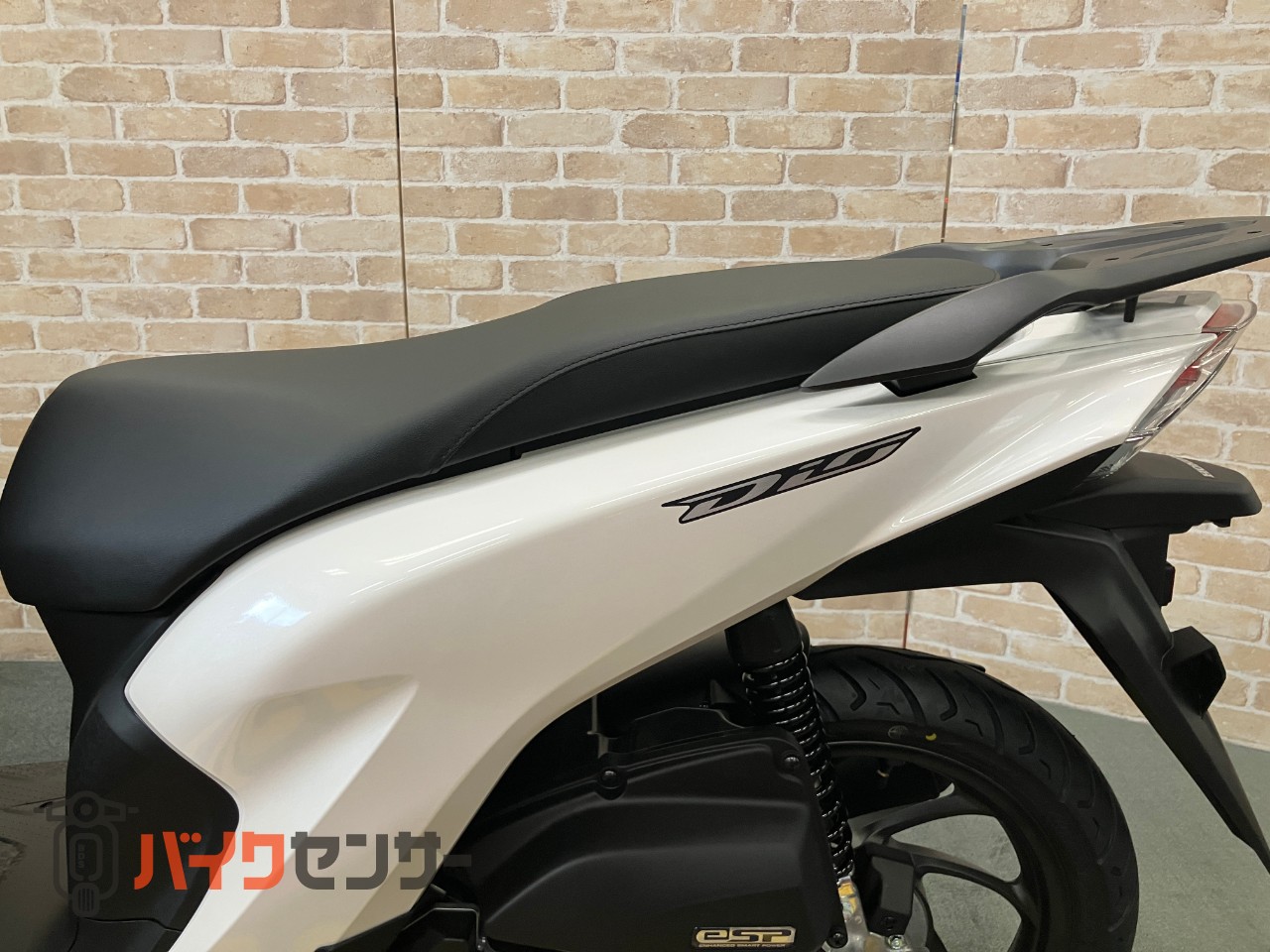 DIO110 Lite　パール スノーフレーク ホワイト　新基準原付・原付免許運転可能　メットイン　サイドスタンド_18