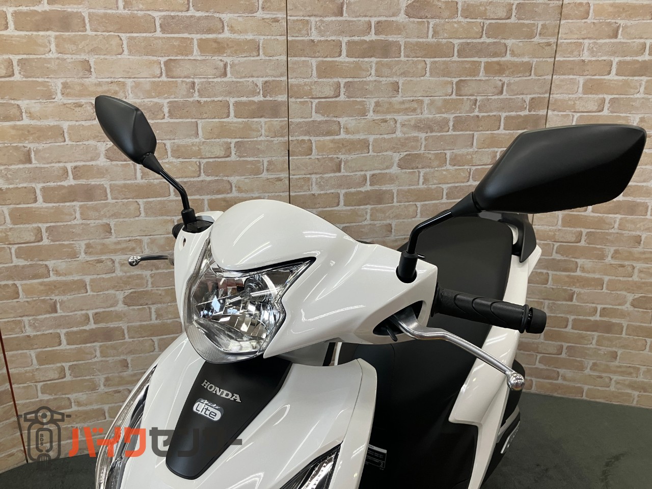 DIO110 Lite　パール スノーフレーク ホワイト　新基準原付・原付免許運転可能　メットイン　サイドスタンド_23