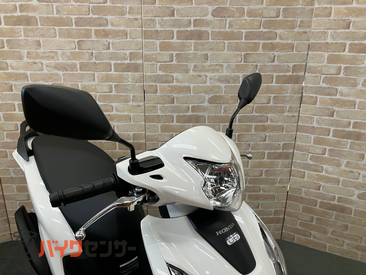 DIO110 Lite　パール スノーフレーク ホワイト　新基準原付・原付免許運転可能　メットイン　サイドスタンド_28