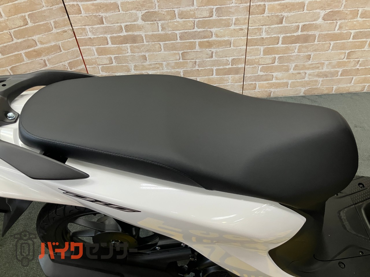 DIO110 Lite　パール スノーフレーク ホワイト　新基準原付・原付免許運転可能　メットイン　サイドスタンド_35