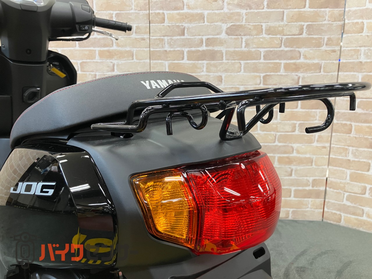 JOG ５０ｃｃ　スクーター　水冷エンジン　メットイン　デジタルメーター_6