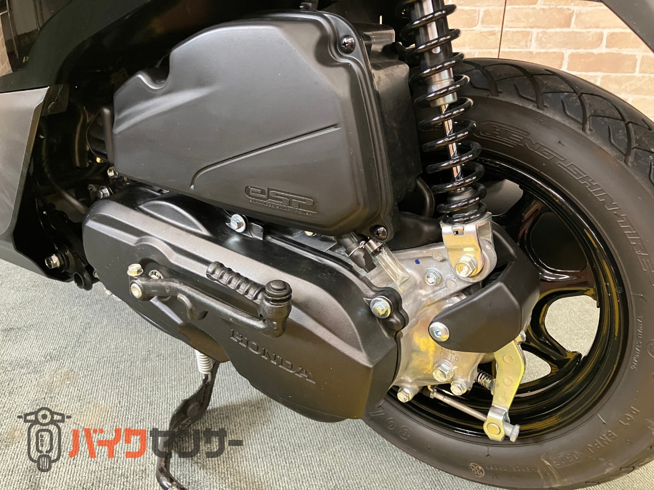 JOG ５０ｃｃ　スクーター　水冷エンジン　メットイン　デジタルメーター_7