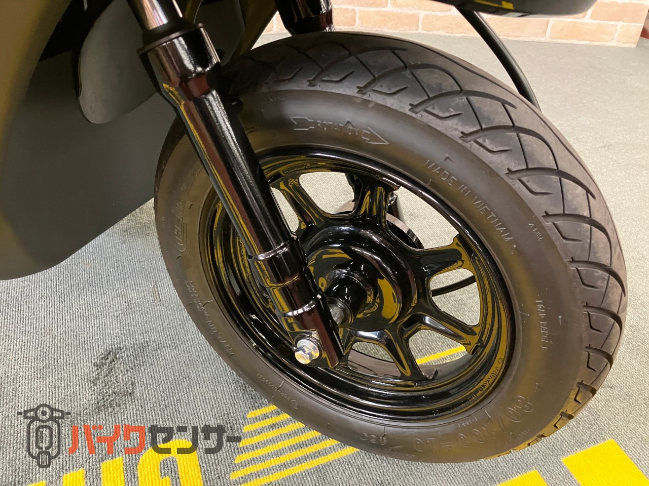 JOG ５０ｃｃ　スクーター　水冷エンジン　メットイン　デジタルメーター_16