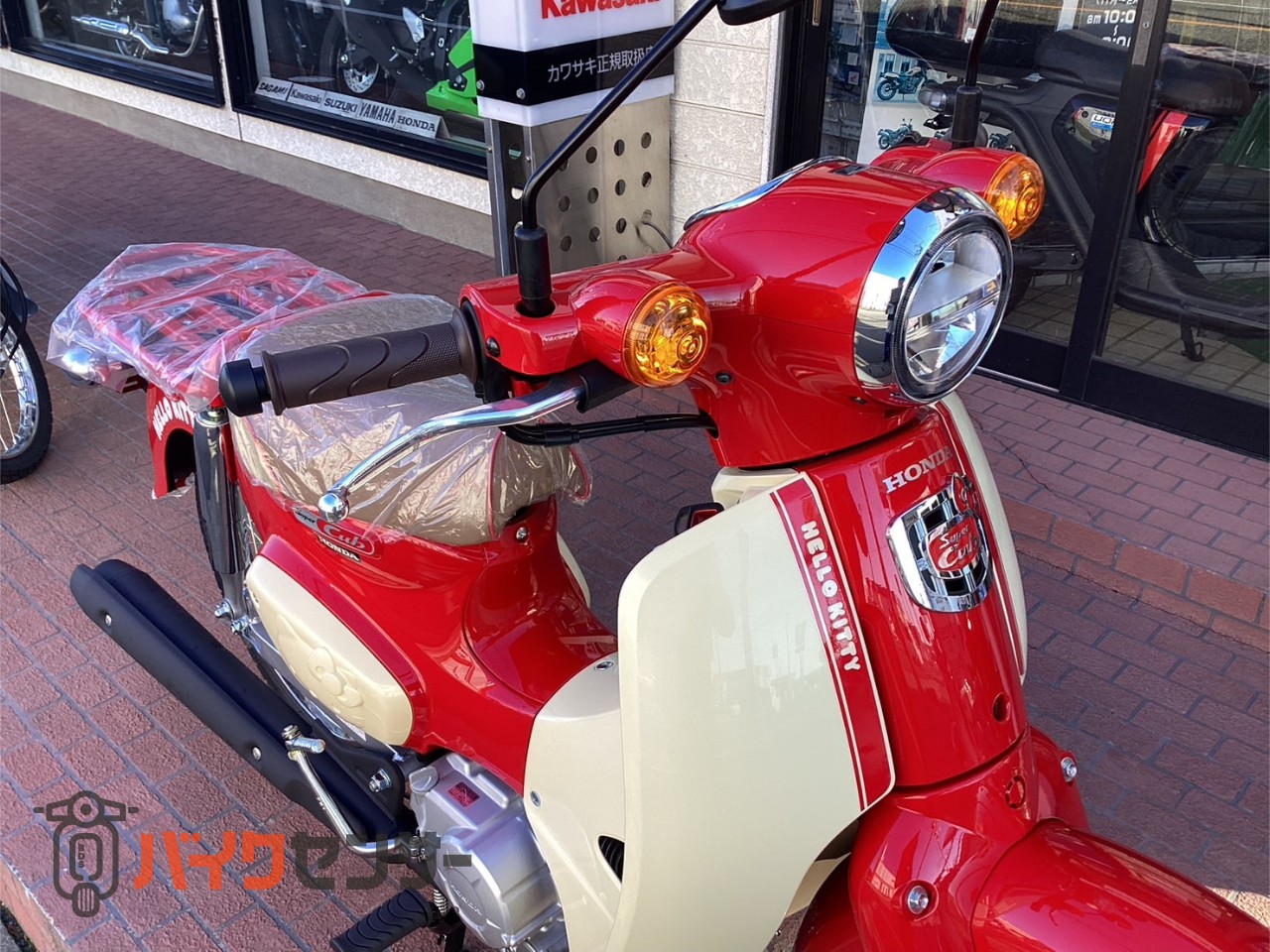 ホンダ 【新車】スーパーカブ50 ハローキティ Hello Kitty AA09 50周年