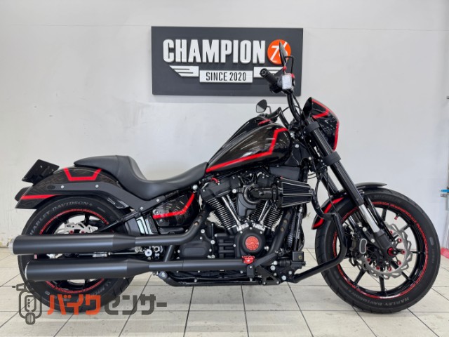 FXLRSソフテイルローライダーS 外装　バックサポートレバー　ウインカー　フットペグ　ガソリンキャップ　ＥＴＣ２．０