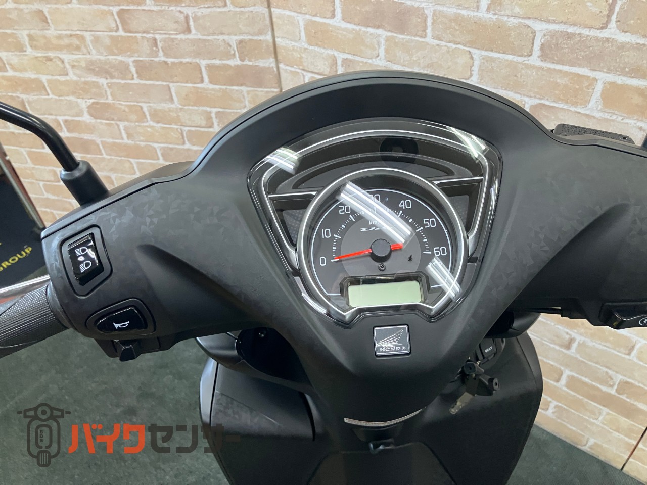 DIO110 Lite　新基準原付・原付免許運転可能　メットイン　サイドスタンド　マット ギャラクシーブラックメタリック_8