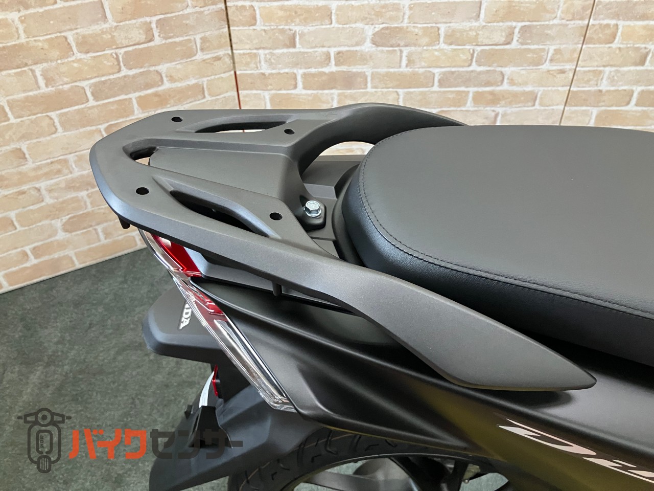 DIO110 Lite　新基準原付・原付免許運転可能　メットイン　サイドスタンド　マット ギャラクシーブラックメタリック_35